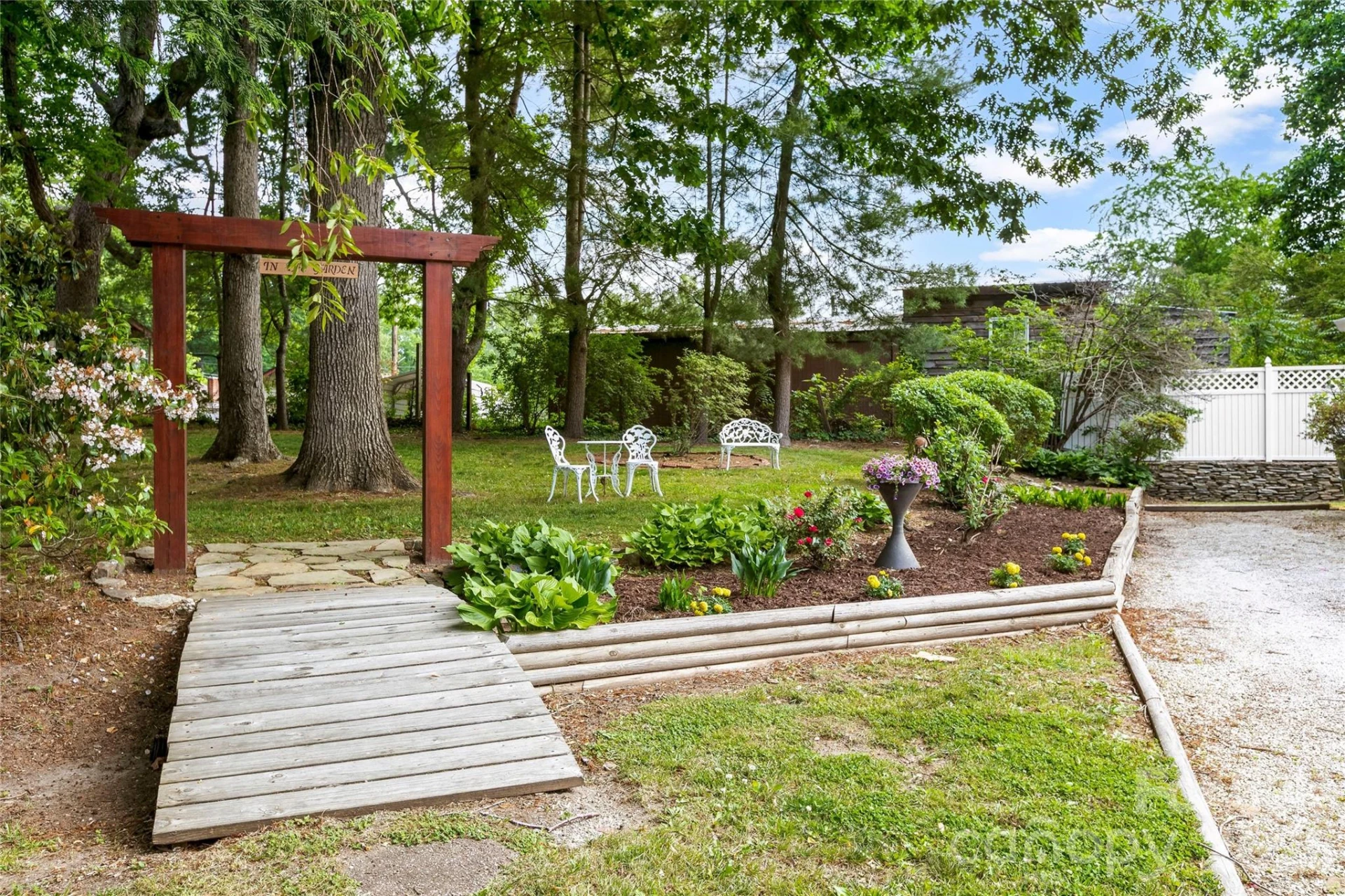 1518 Greenville Highway - Photo 35