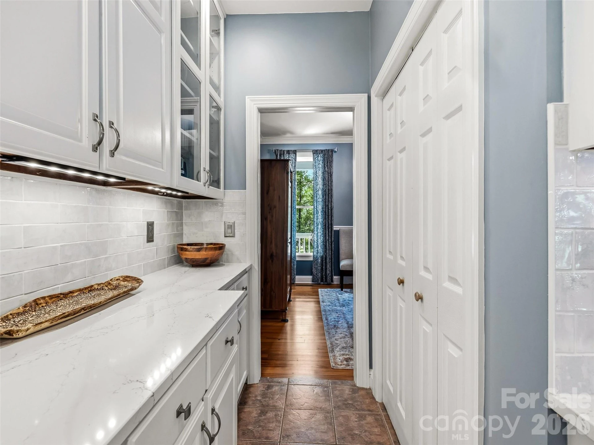 243 Poplar Lane - Photo 11