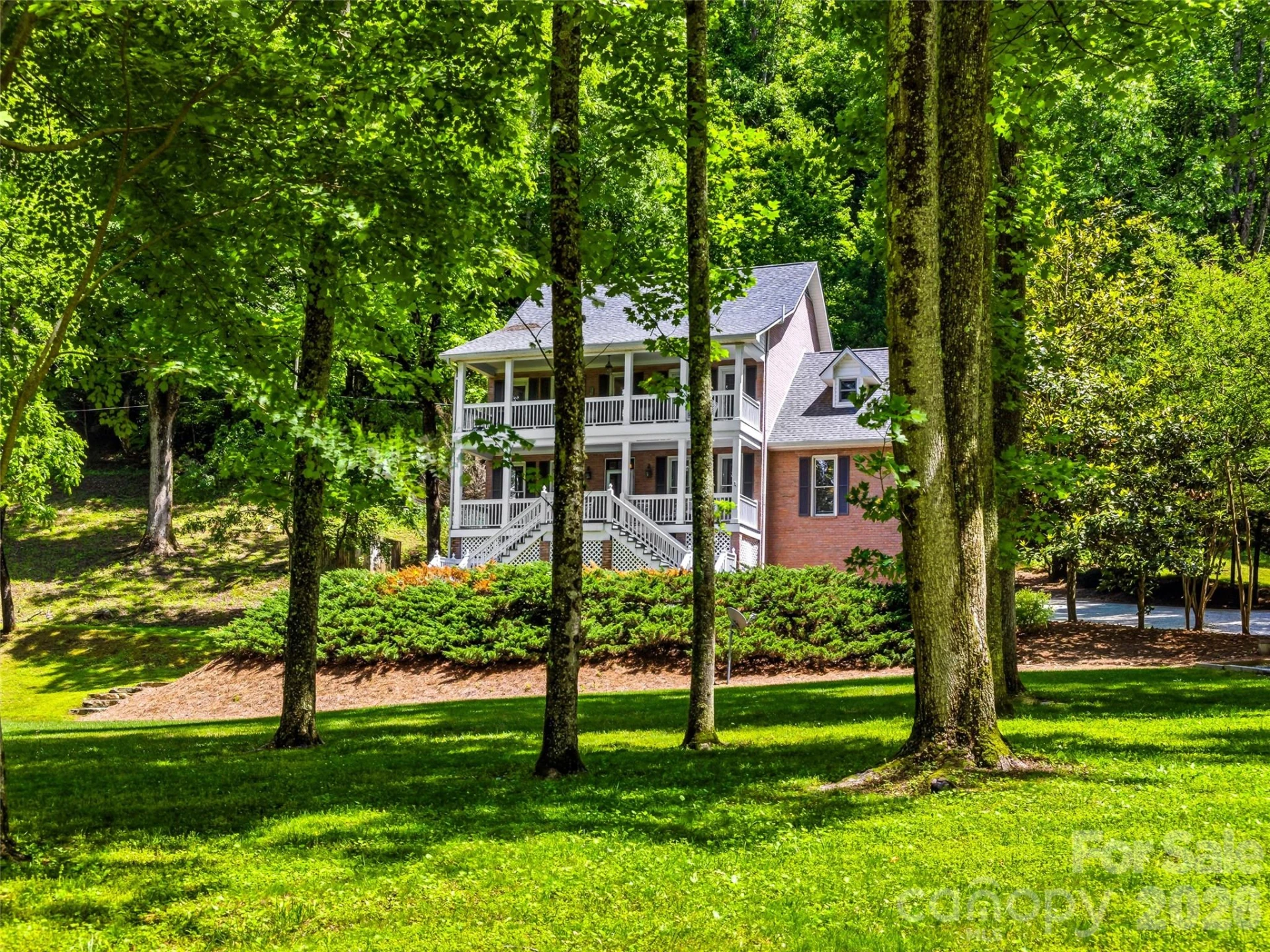 243 Poplar Lane - Photo 5