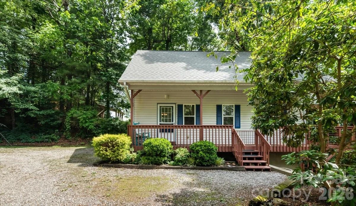 122 Arnold Heights - Photo 2