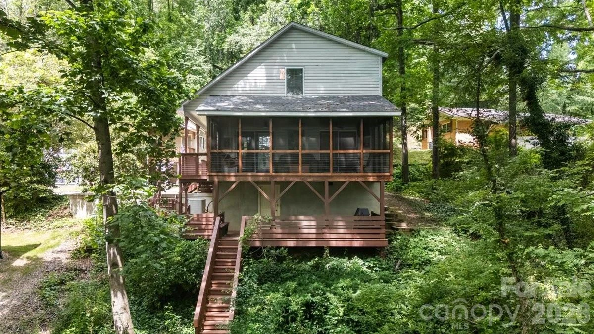 122 Arnold Heights - Photo 3