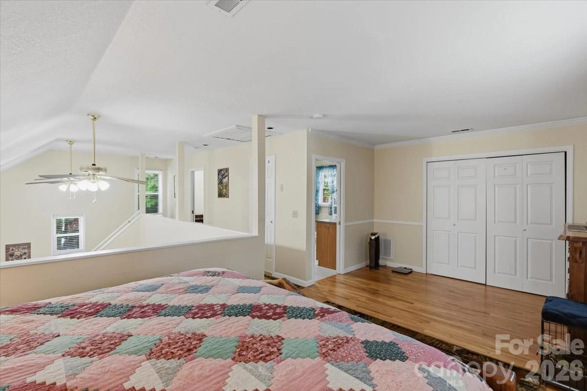 122 Arnold Heights - Photo 25
