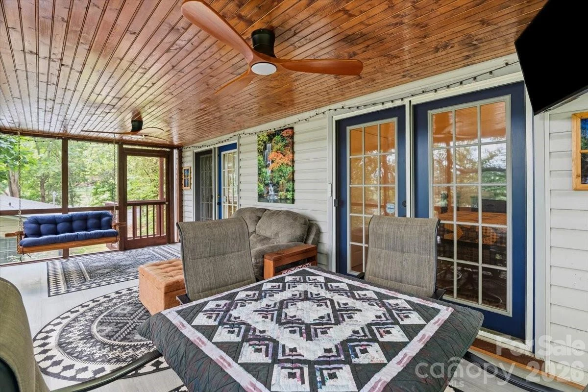 122 Arnold Heights - Photo 29