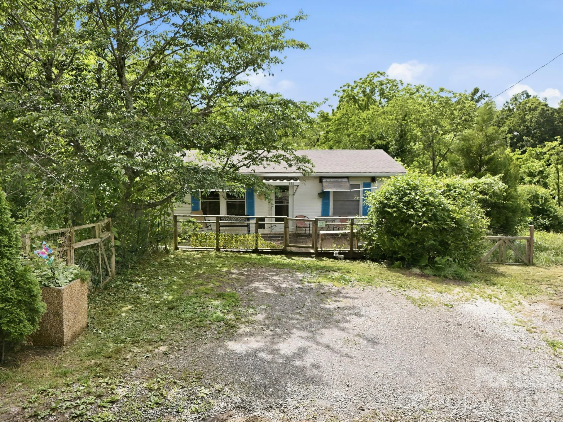 131 Vinewood Circle - Photo 2