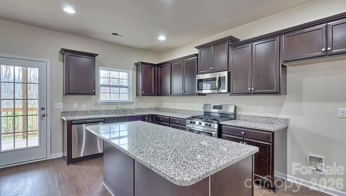 109 Piney Woods Road - Photo 10