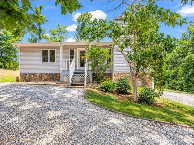 1943 Landrum Road