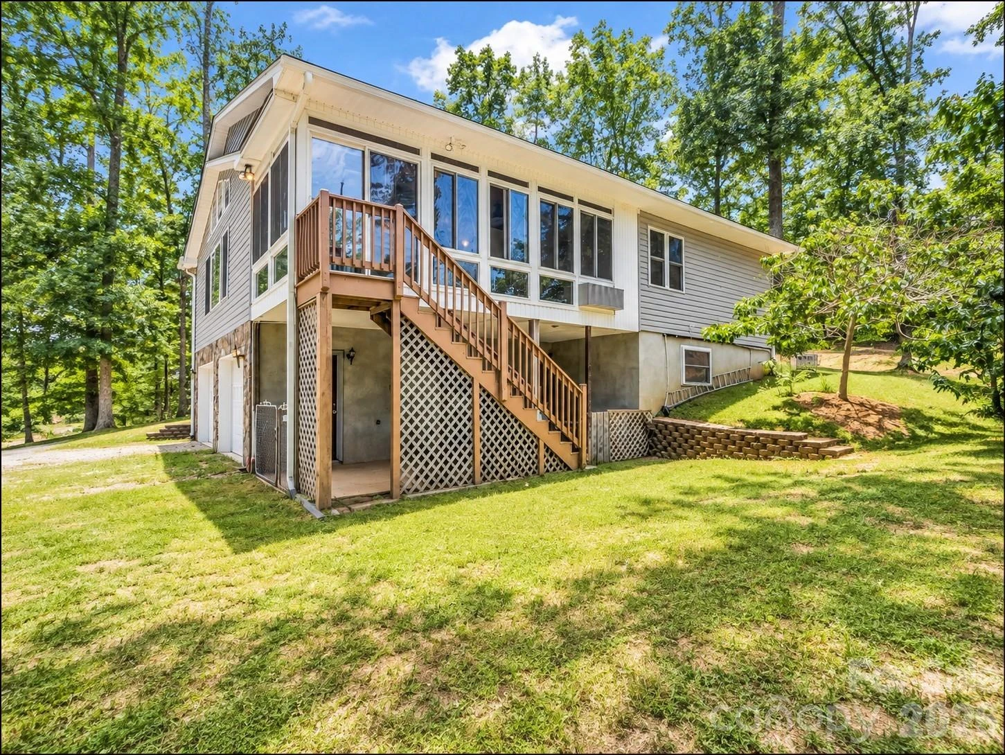 1943 Landrum Road - Photo 5