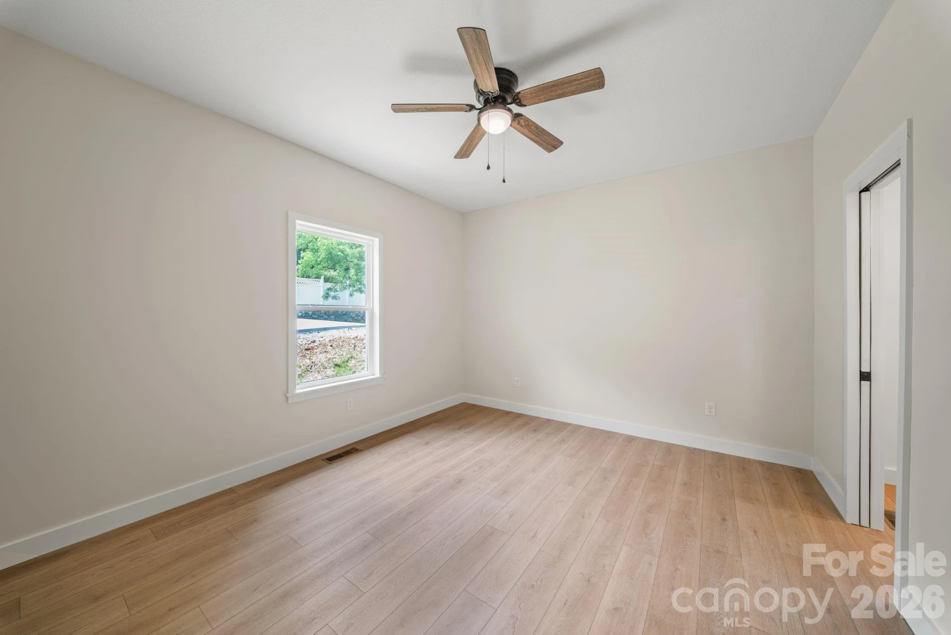 311 Farley Street - Photo 17