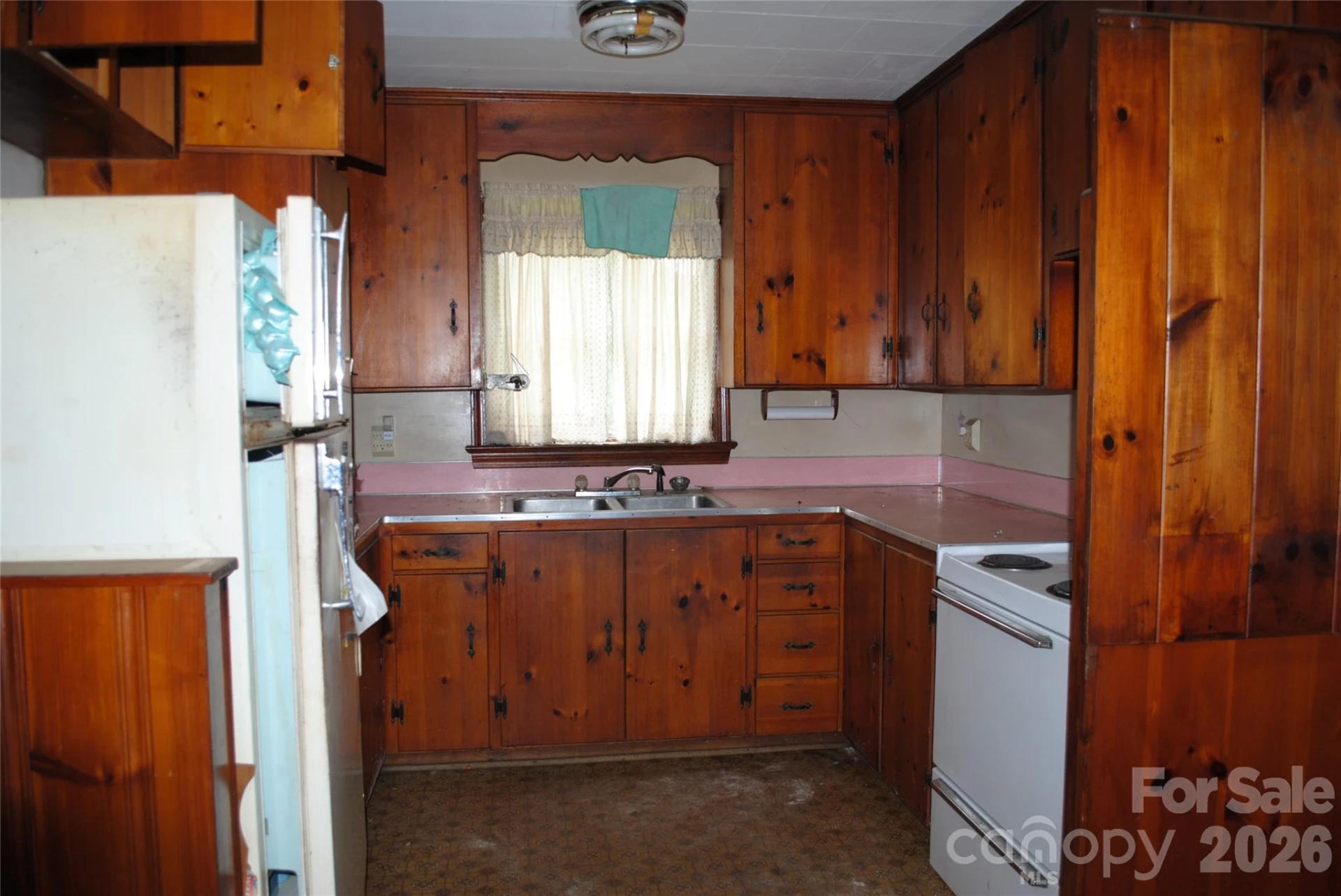 153 & 135 Caroleen Street - Photo 24