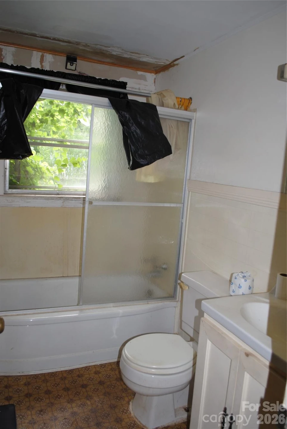 153 & 135 Caroleen Street - Photo 36