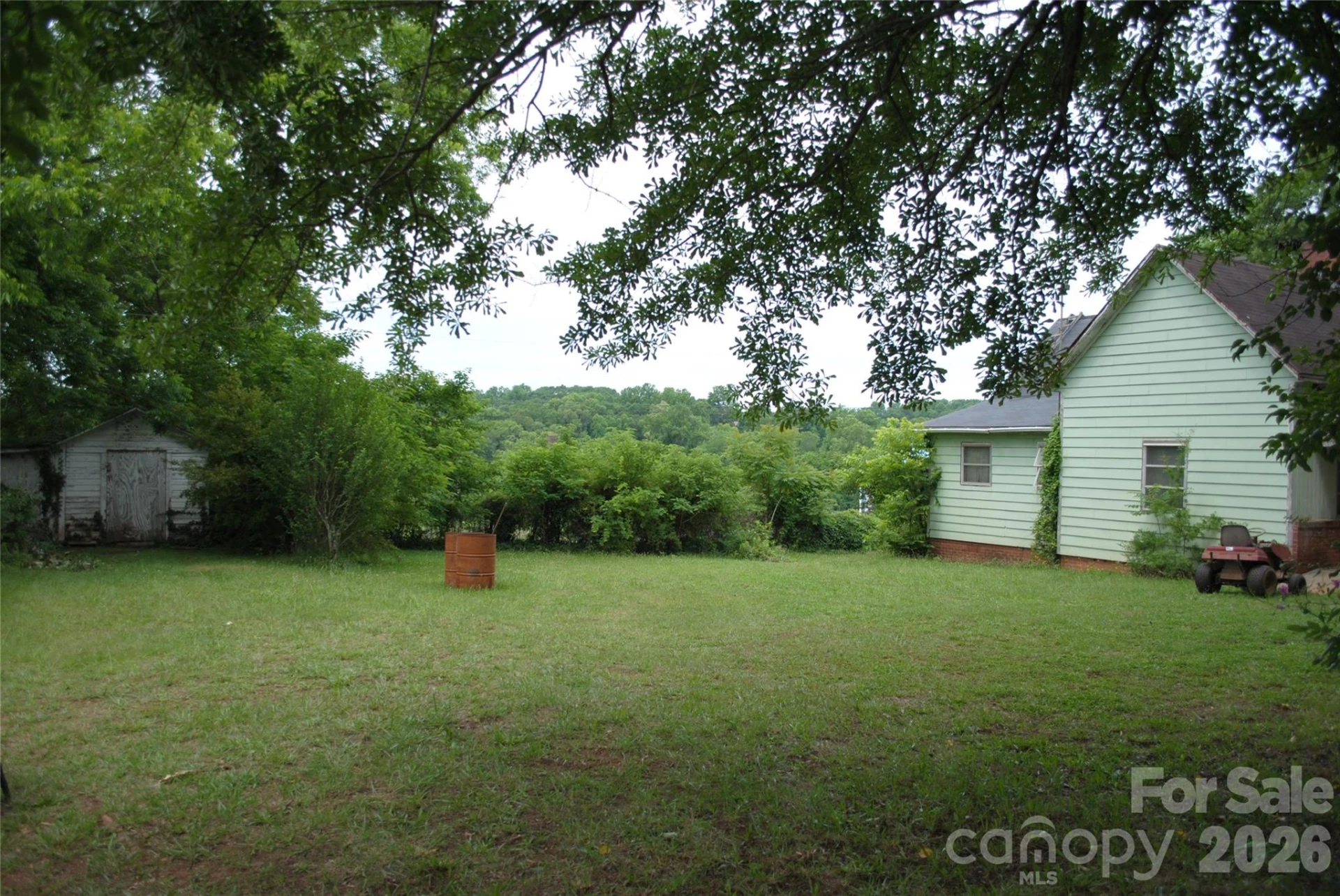 153 & 135 Caroleen Street - Photo 9