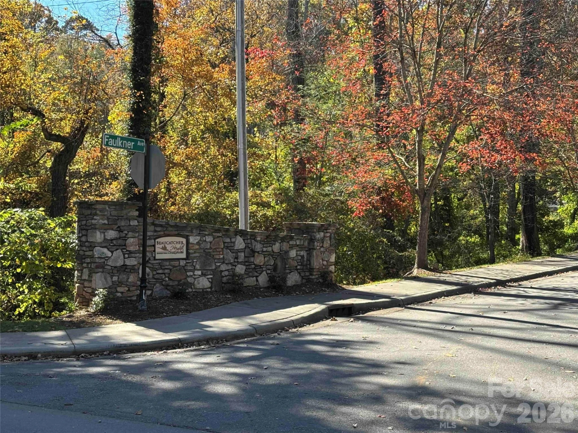 20 La Grange Drive - Photo 10