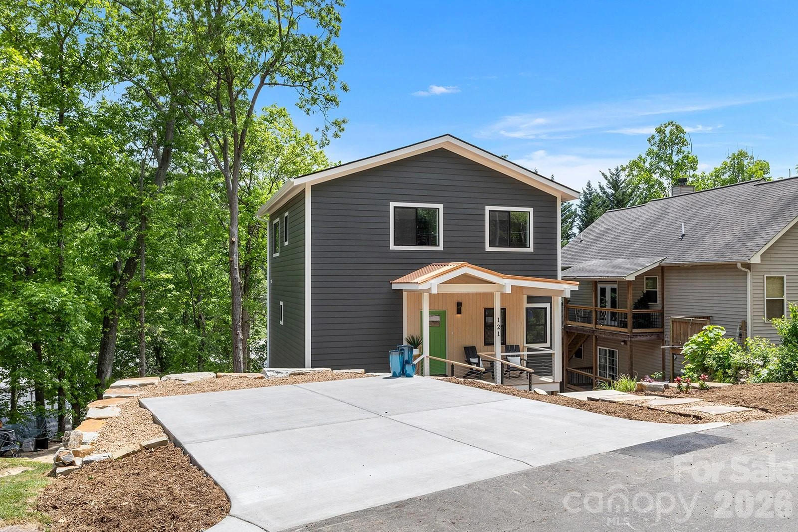 121 Laurel Loop - Photo 2
