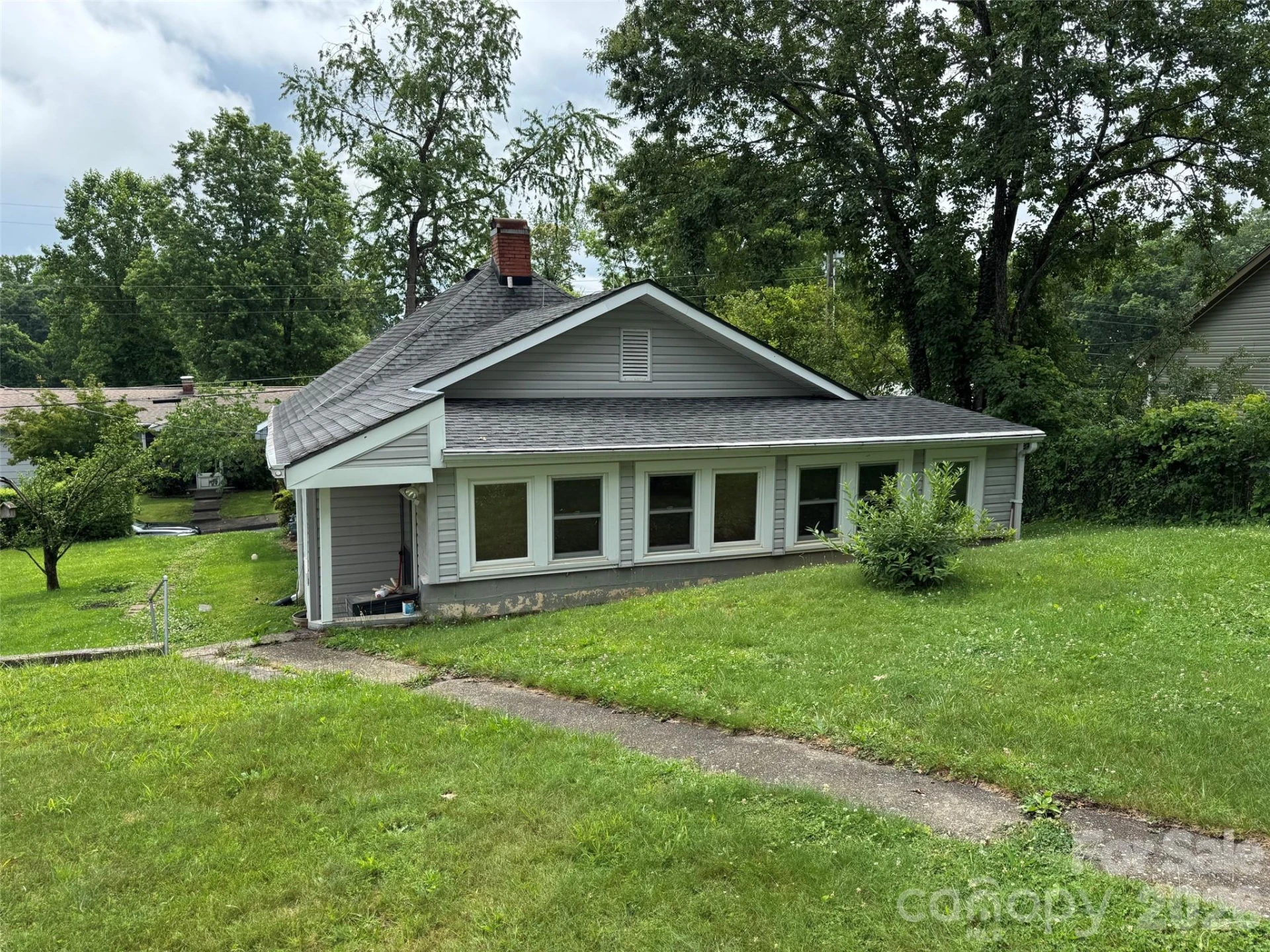 831/833 N Oak Street - Photo 2