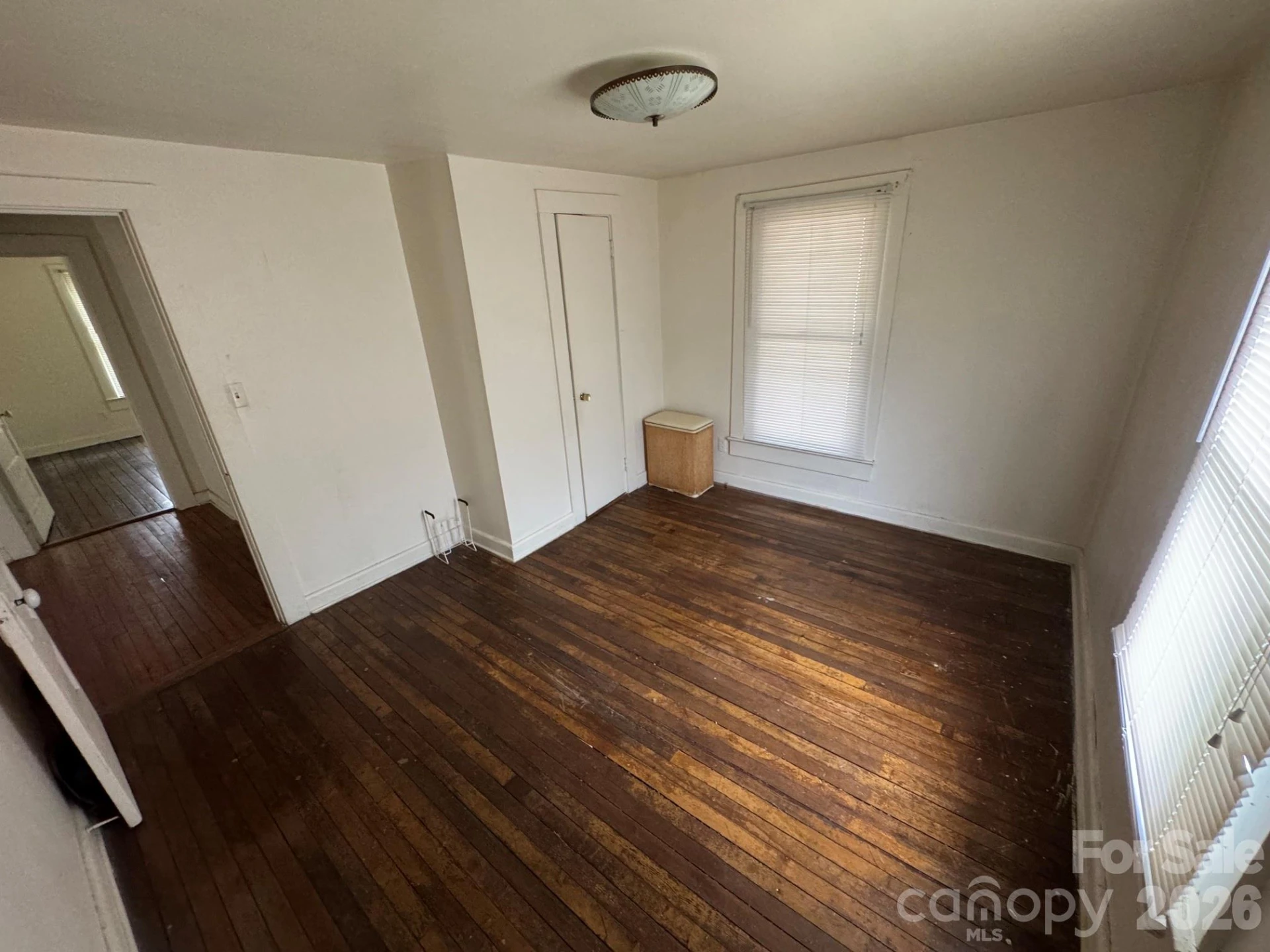 831/833 N Oak Street - Photo 22