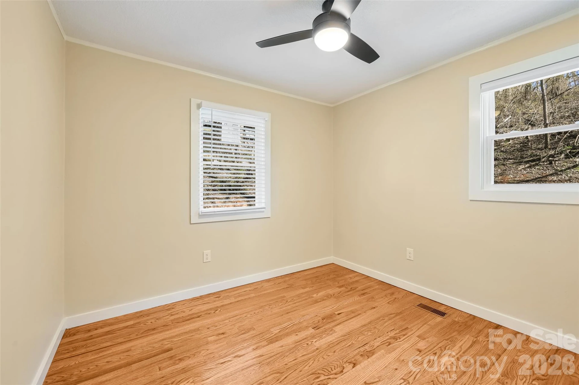 9 Woodfin Avenue - Photo 15
