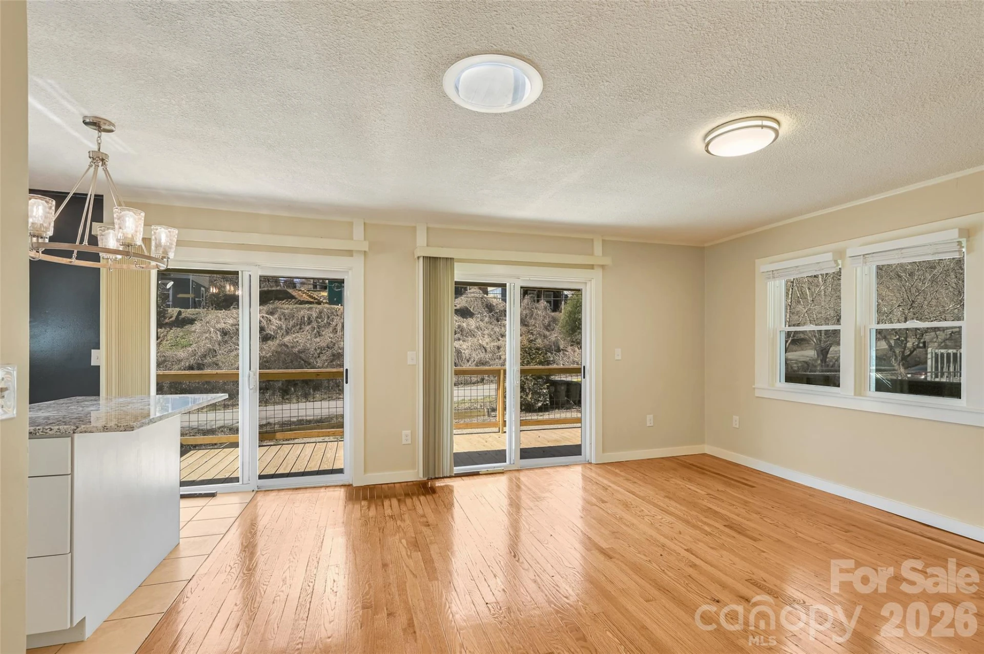 9 Woodfin Avenue - Photo 4