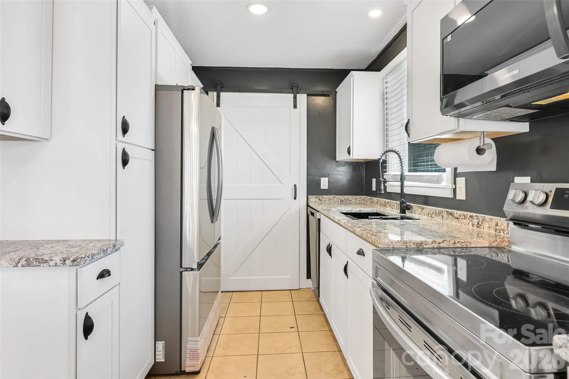 9 Woodfin Avenue - Photo 8