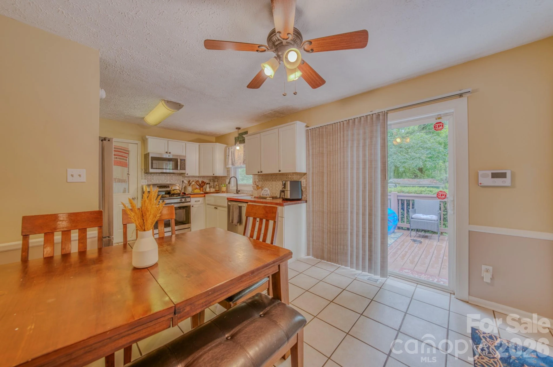 112 Amelia Drive - Photo 11