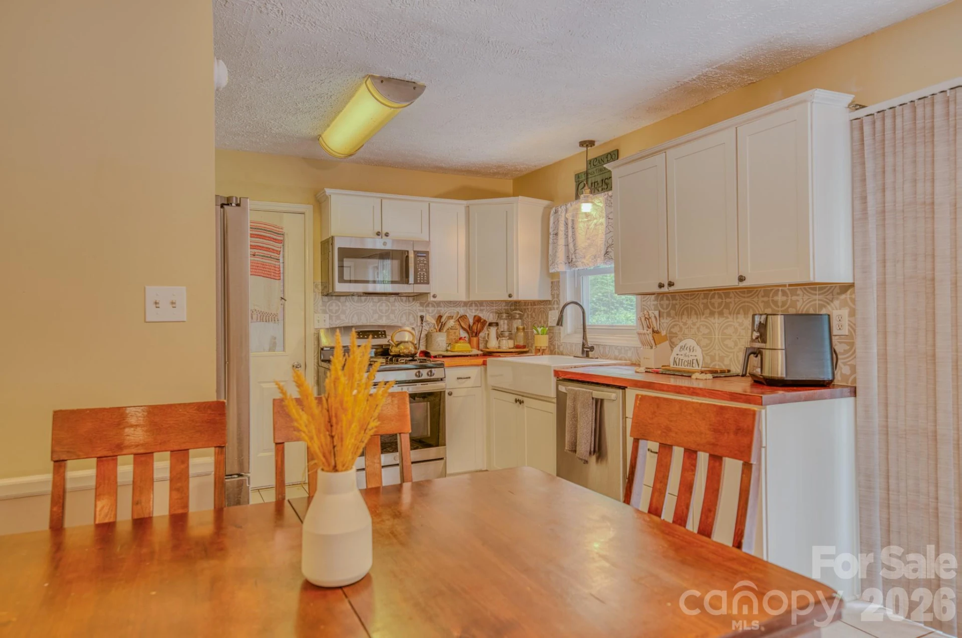 112 Amelia Drive - Photo 10