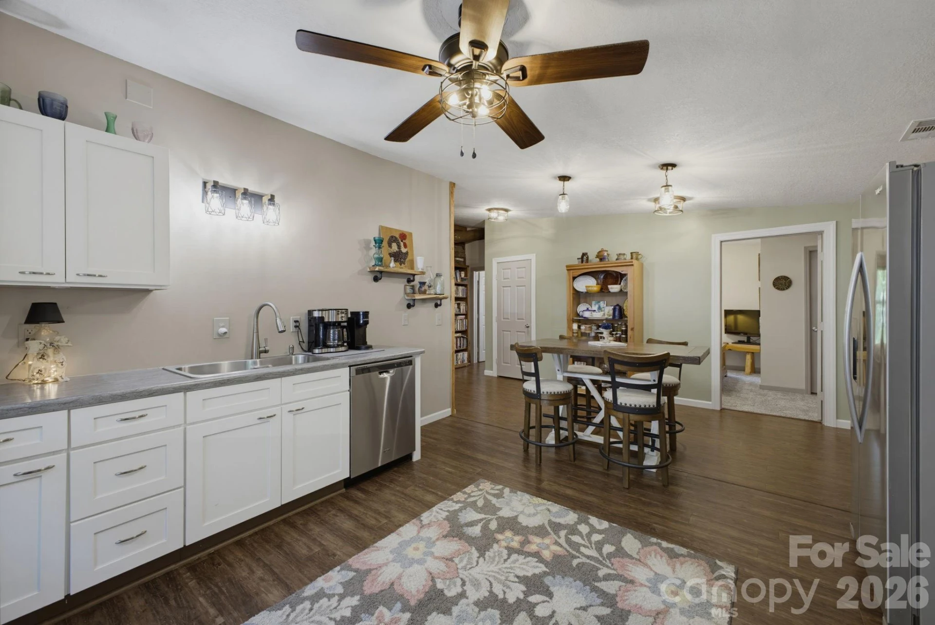 1239 W McGuinn Road - Photo 9