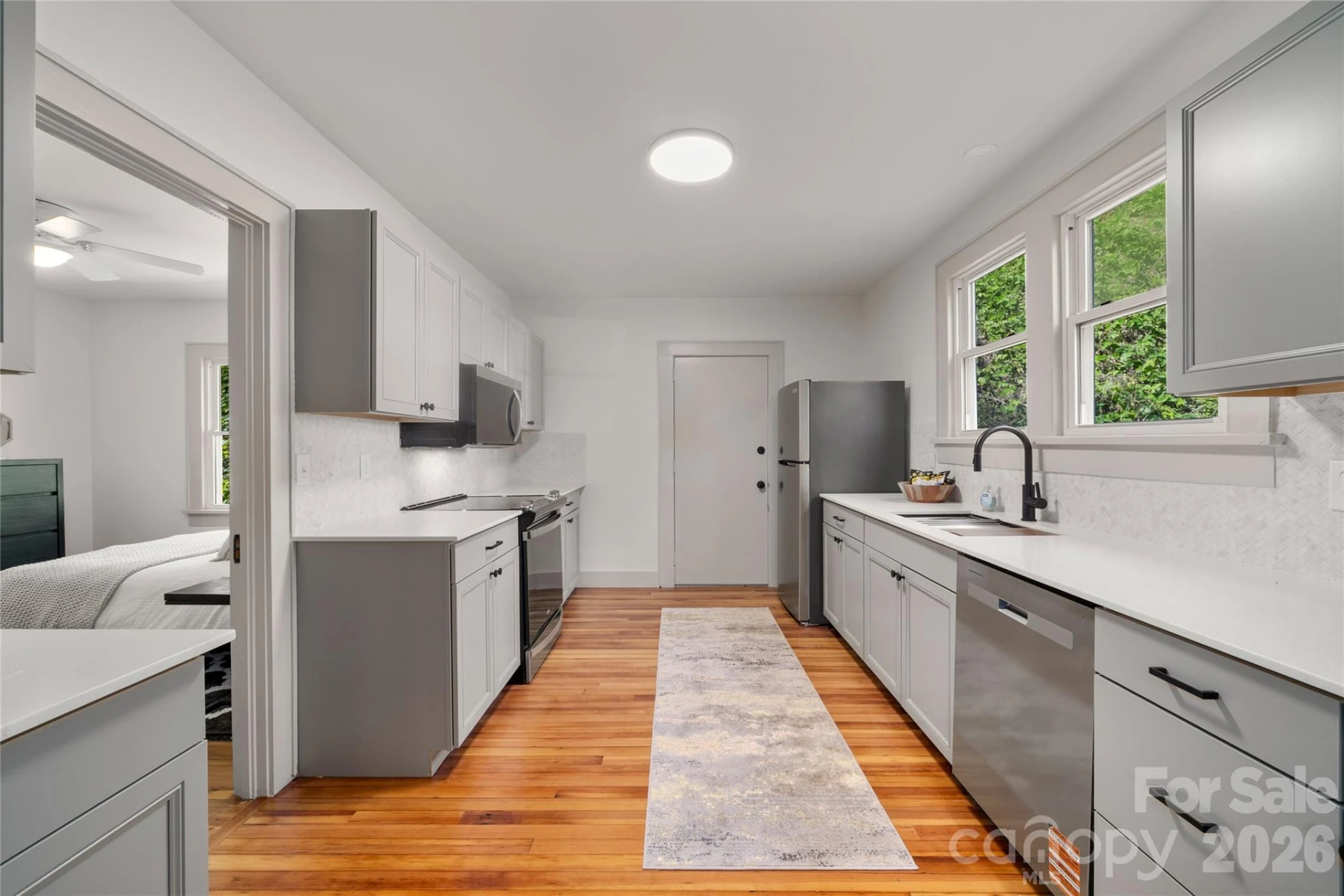 10 Sixth Street - Photo 15