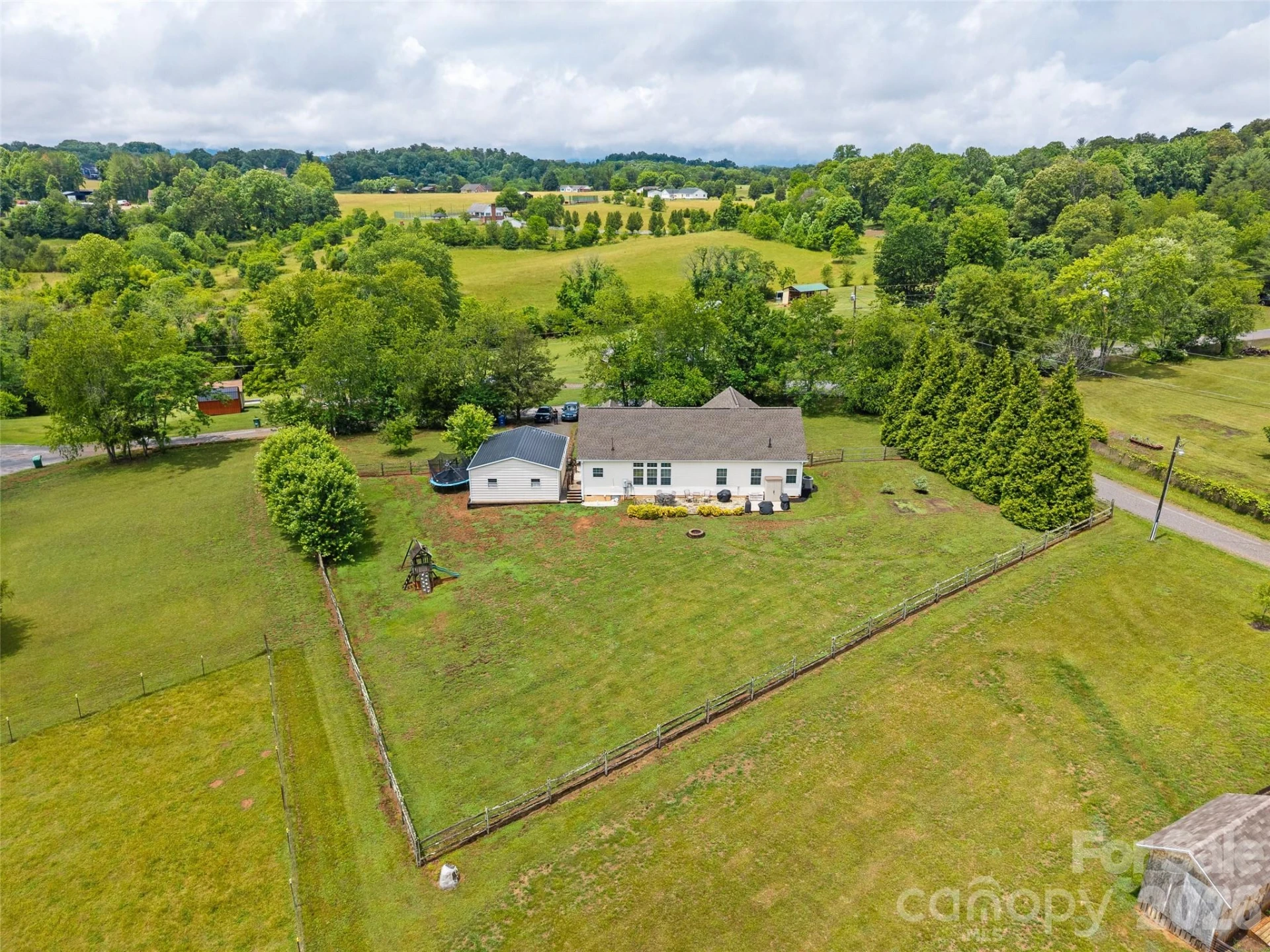 300 Welch Drive - Photo 48