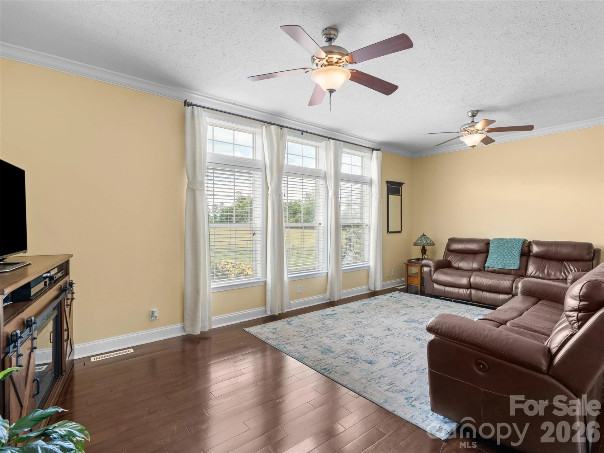 300 Welch Drive - Photo 6