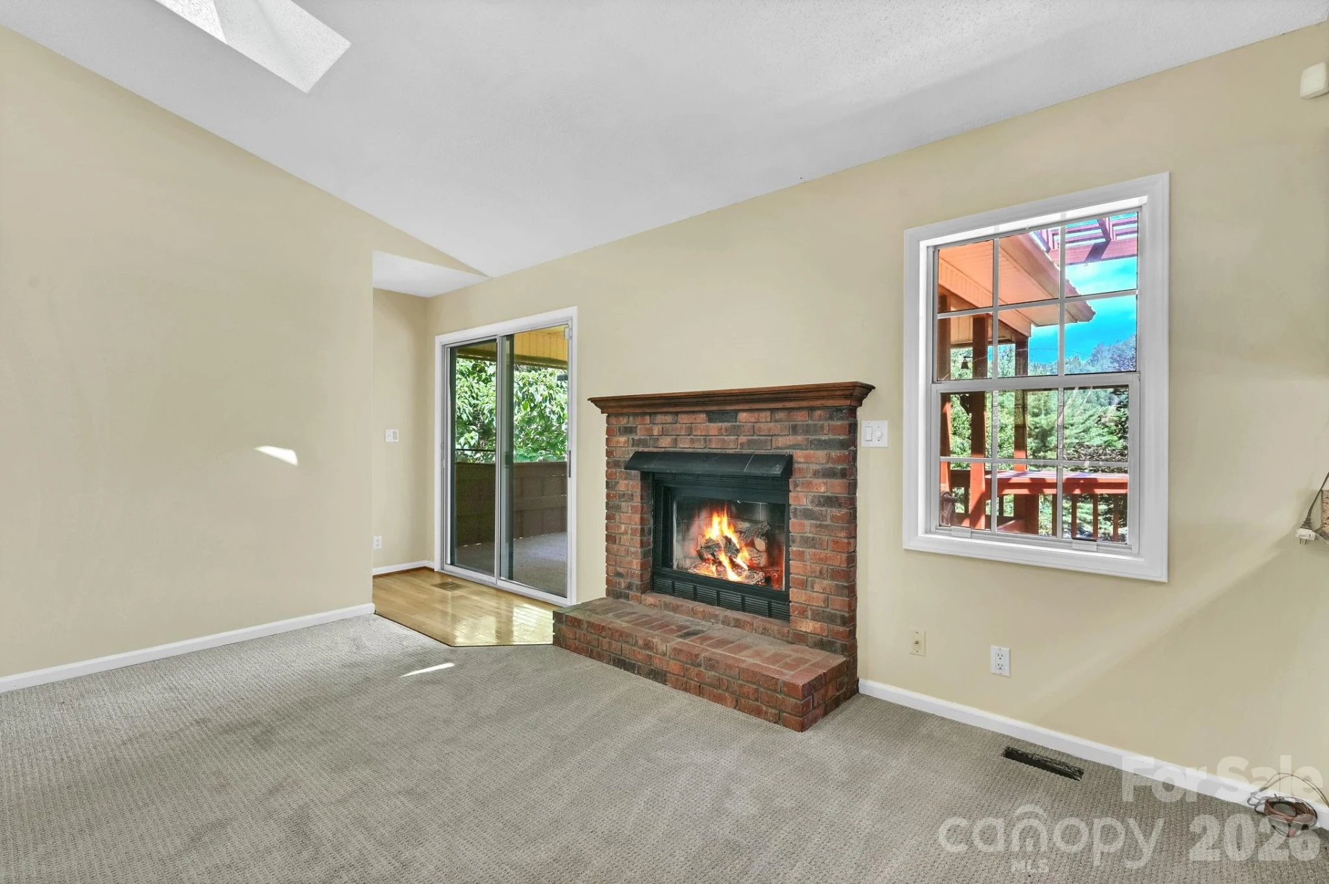31 Surrey Run - Photo 10