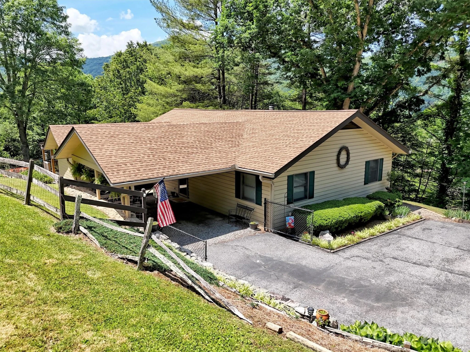 72 Sanctuary Road - Photo 2