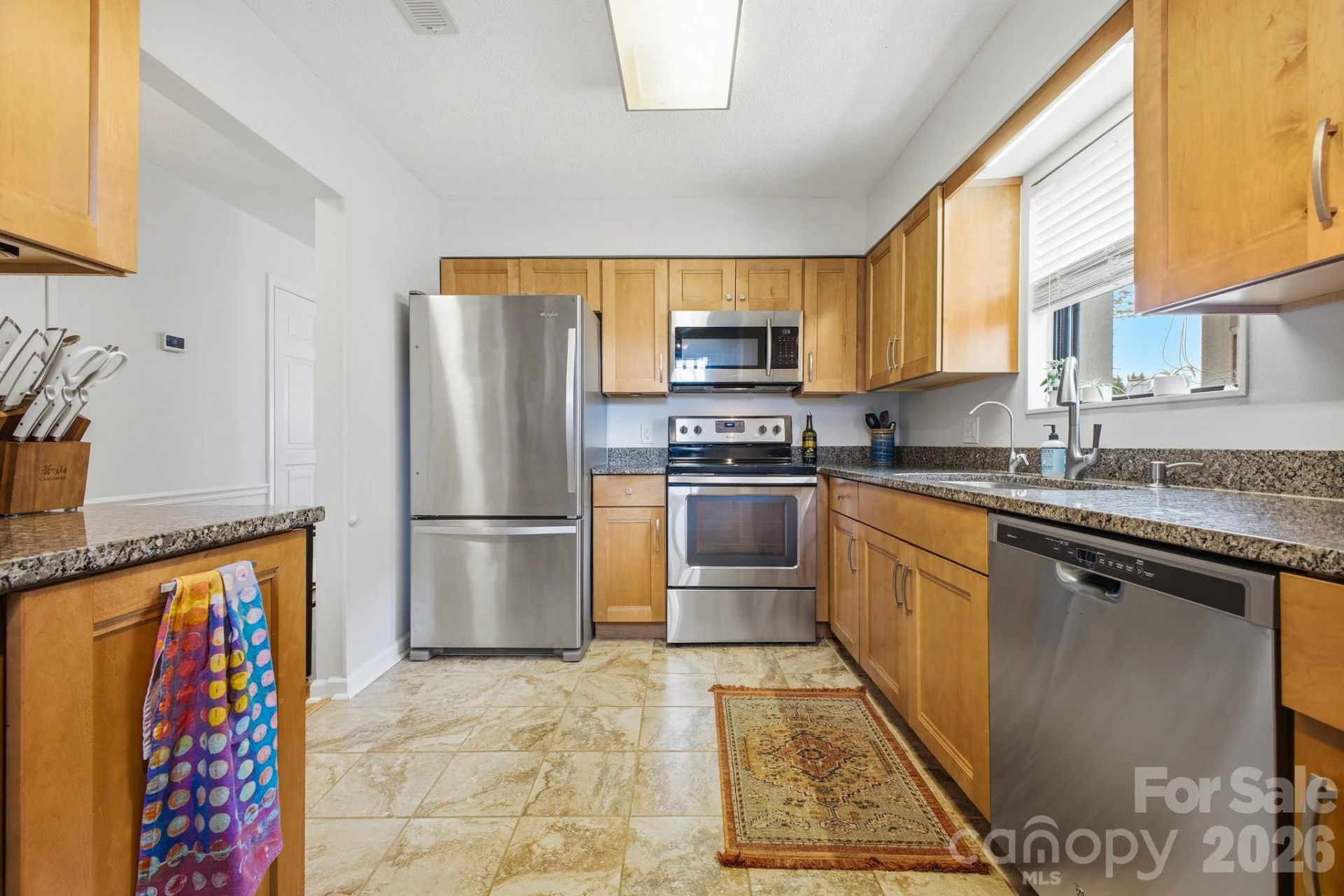 2305 Abbey Circle - Photo 5