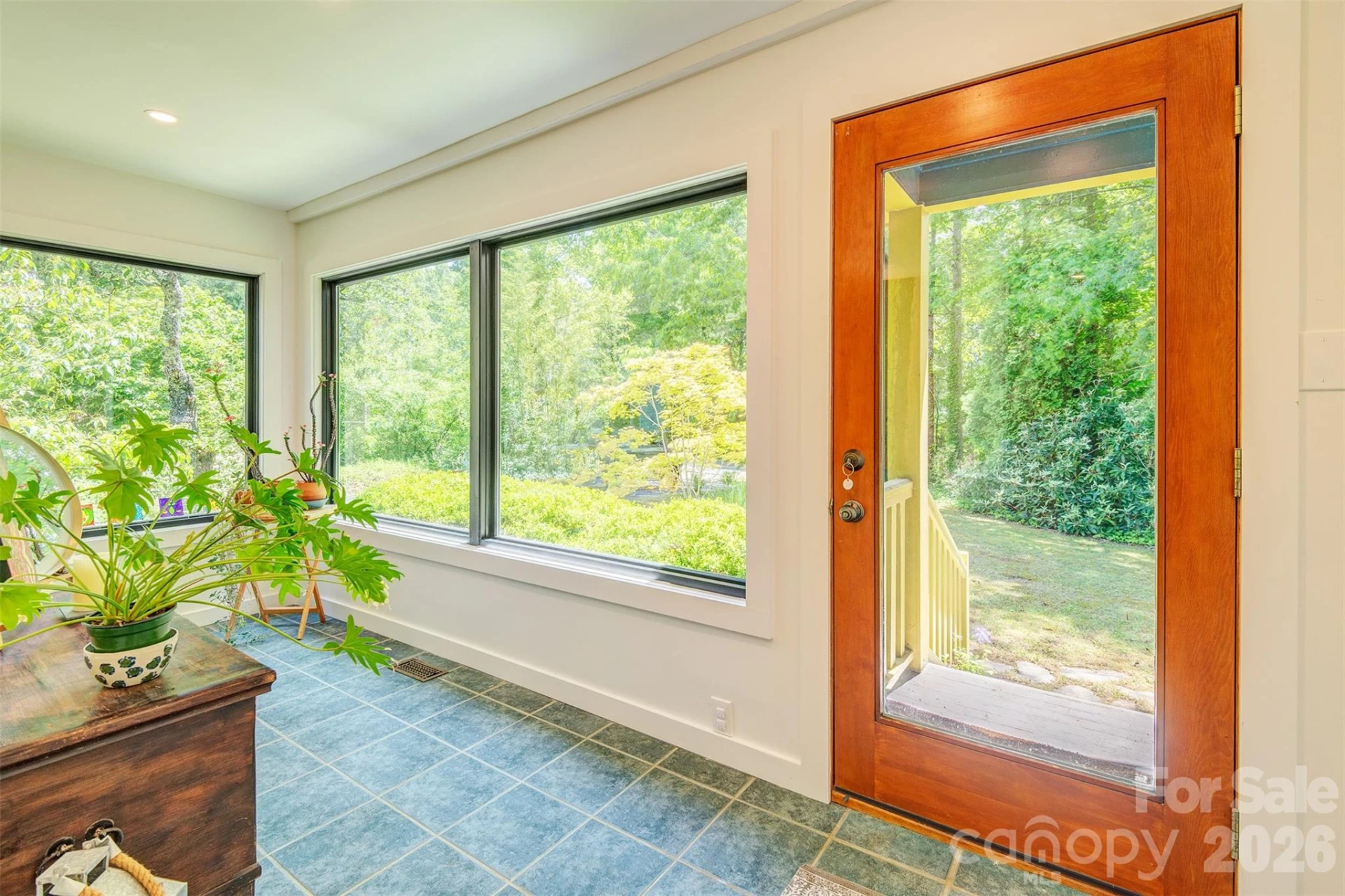 136 Graveyard Road - Photo 3