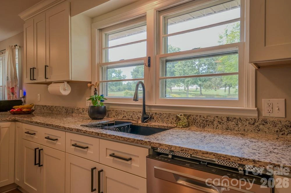 1241 County Line Road - Photo 12