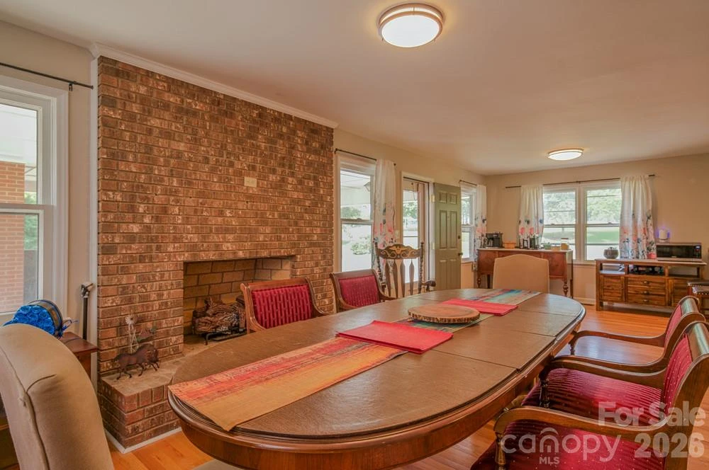 1241 County Line Road - Photo 14