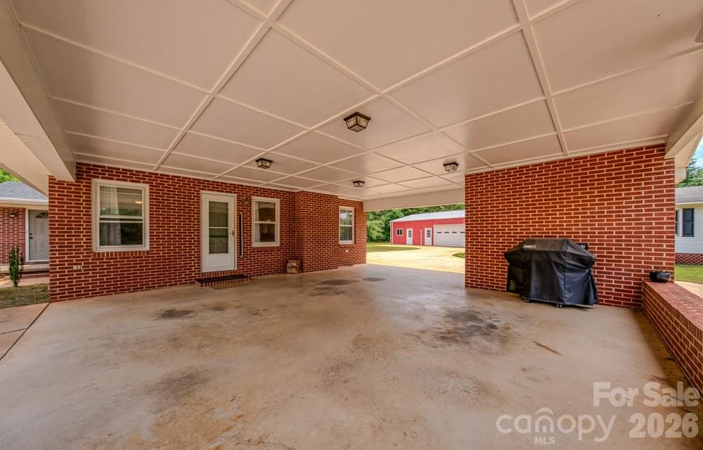 1241 County Line Road - Photo 6