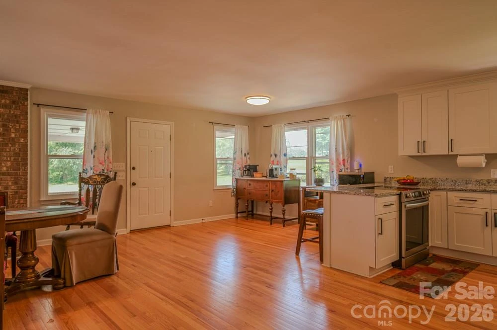 1241 County Line Road - Photo 8