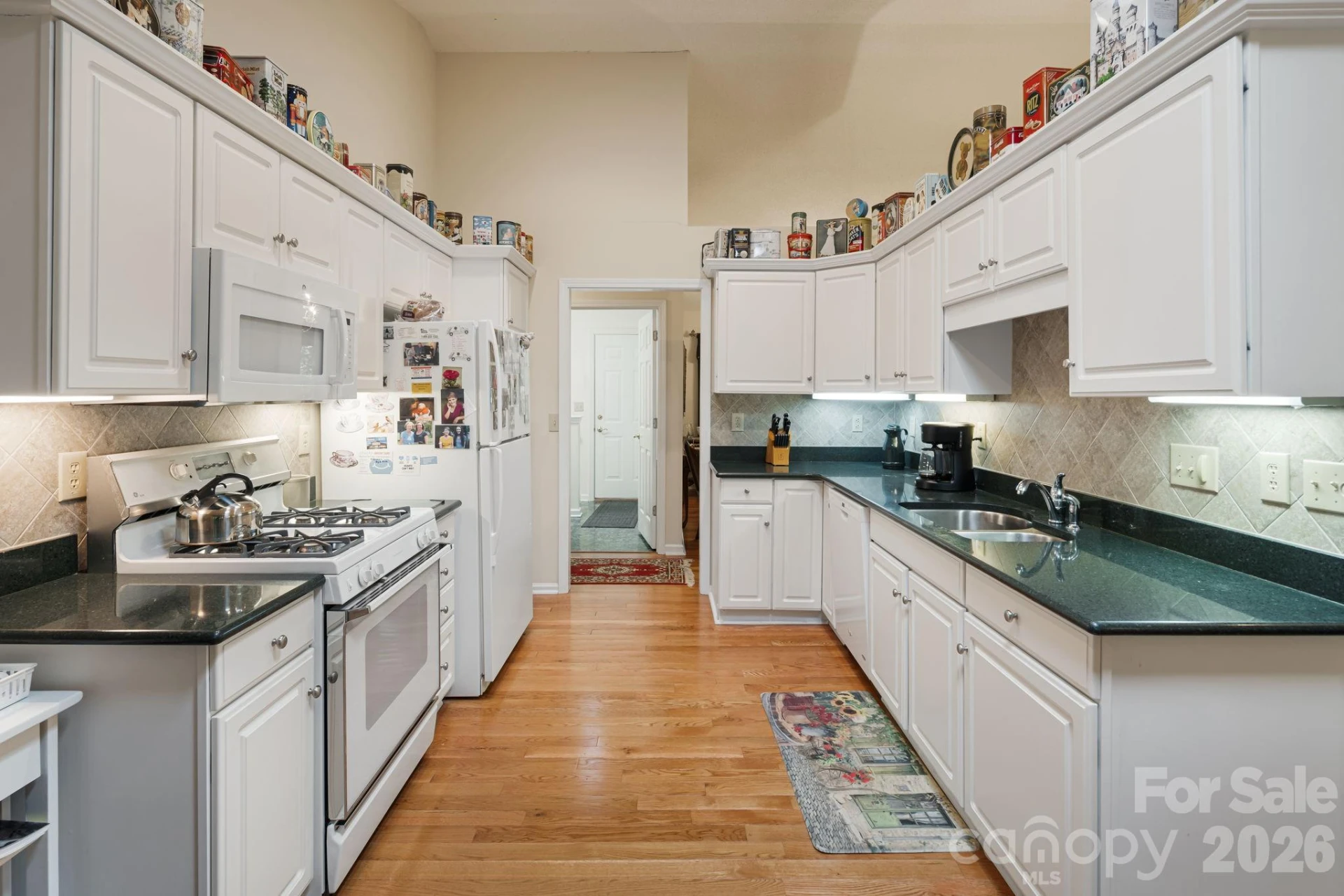 1851 Riverview Court - Photo 5