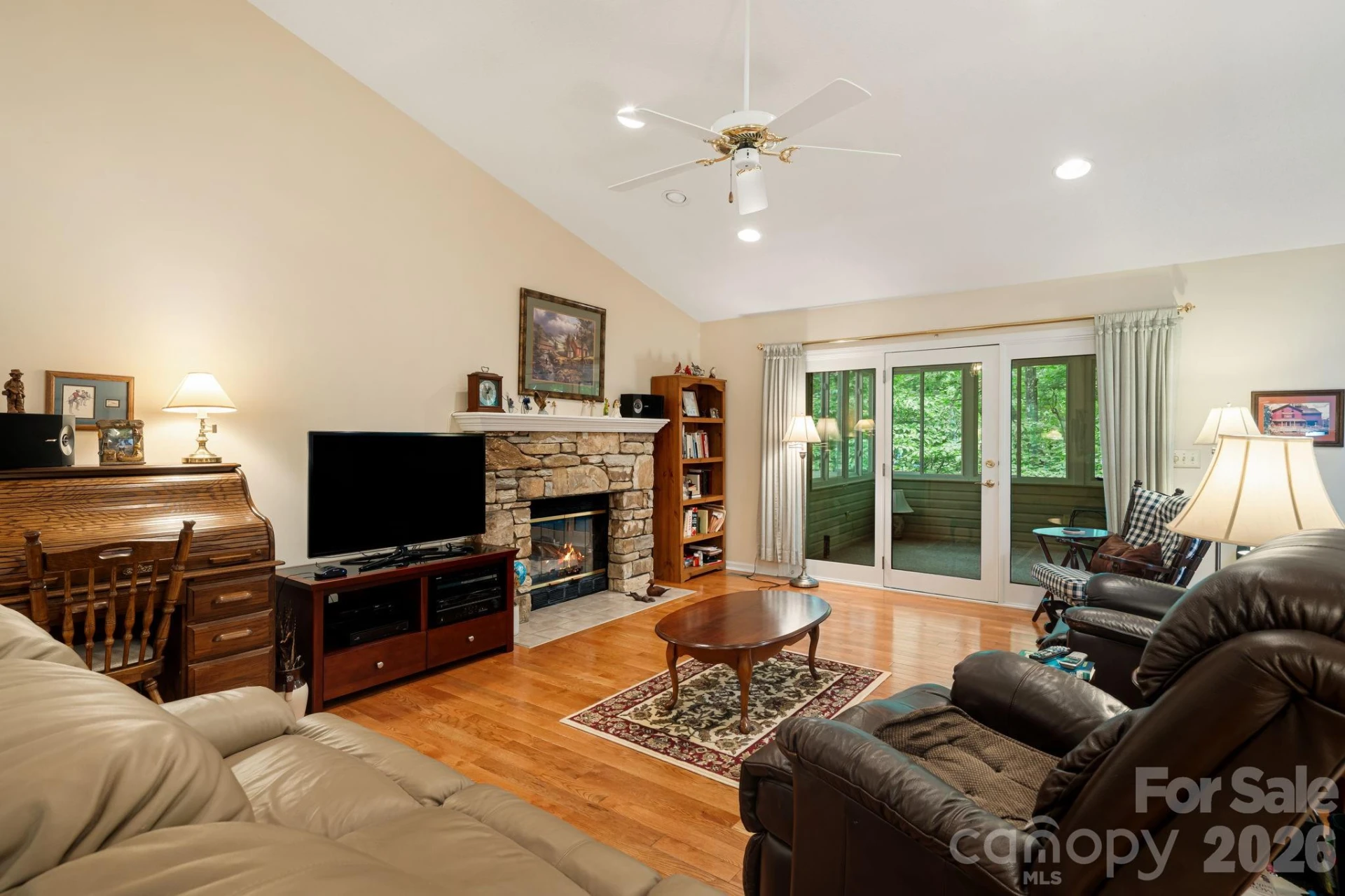 1851 Riverview Court - Photo 10