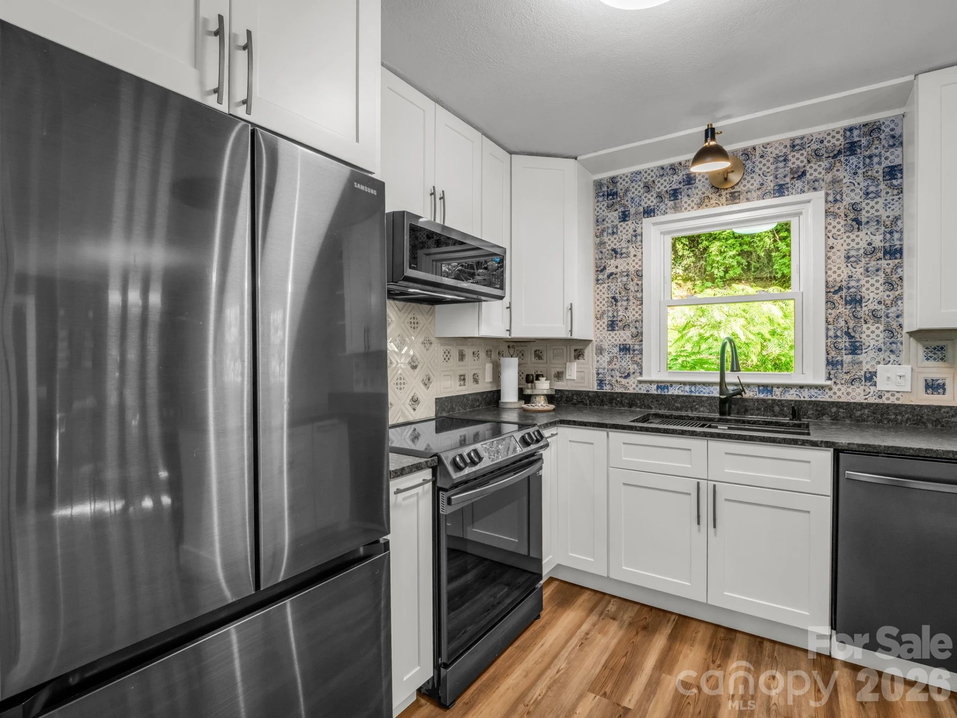 395 E Howard Street - Photo 14
