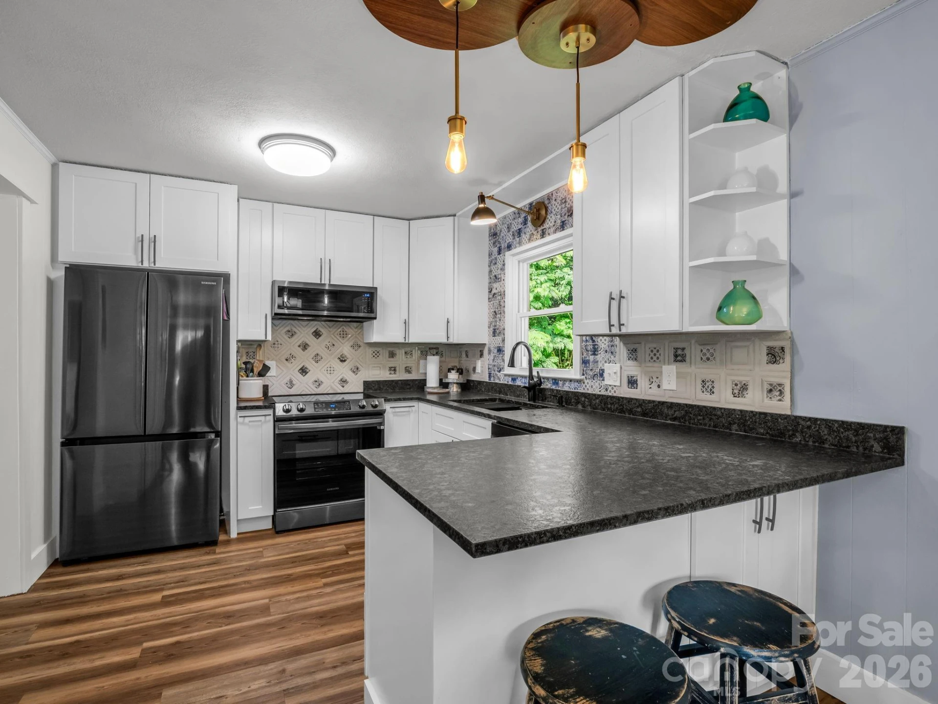 395 E Howard Street - Photo 16