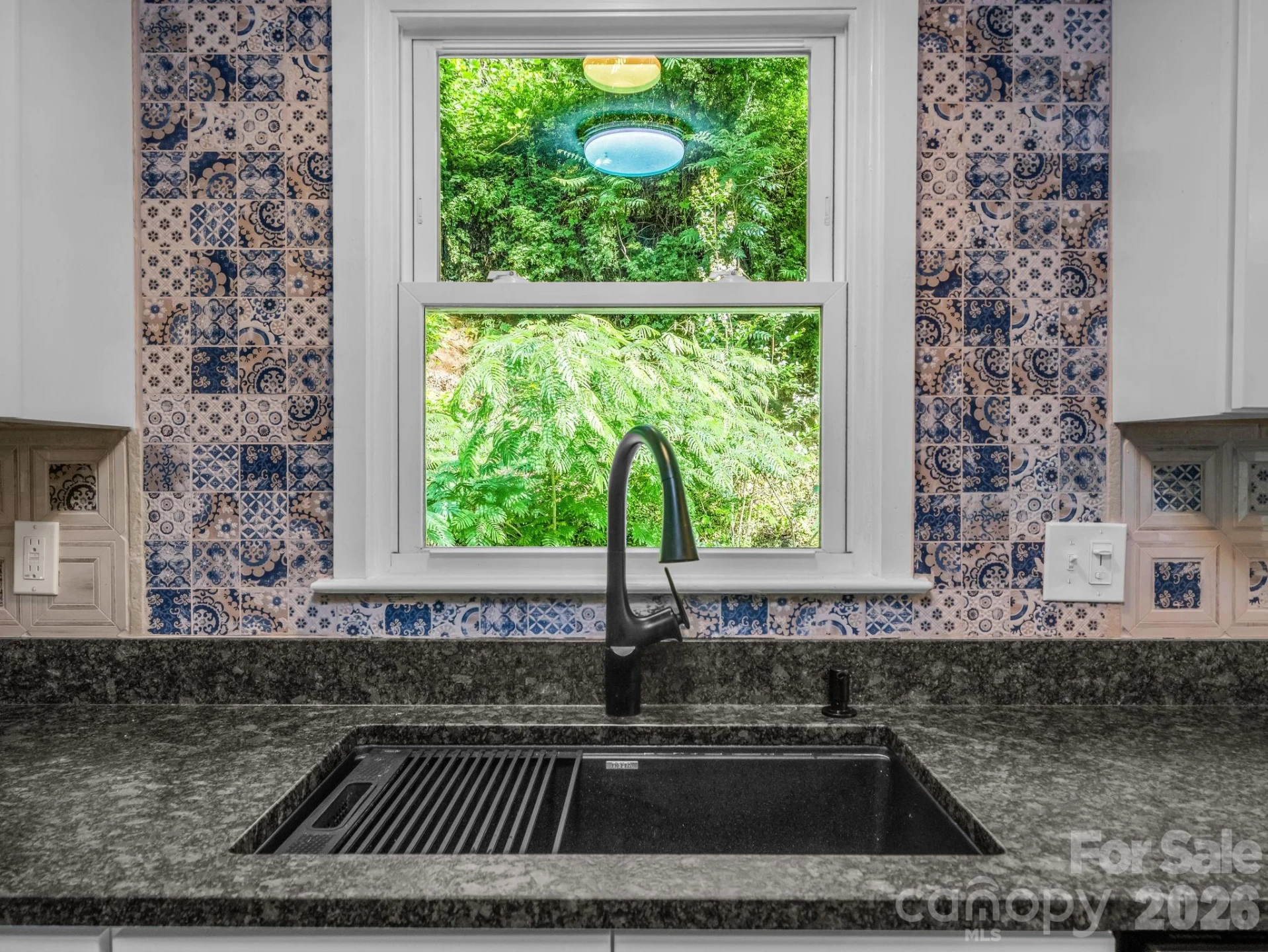 395 E Howard Street - Photo 18