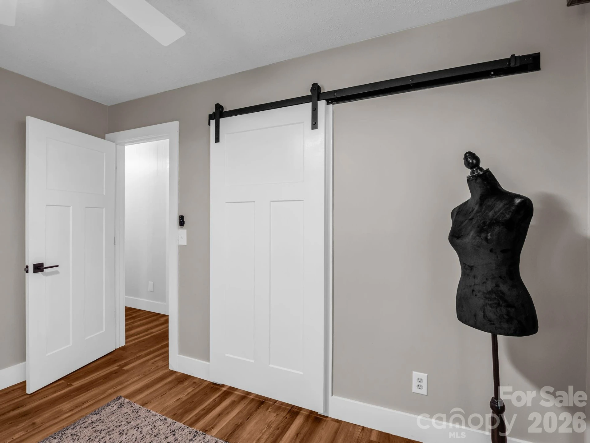 395 E Howard Street - Photo 26