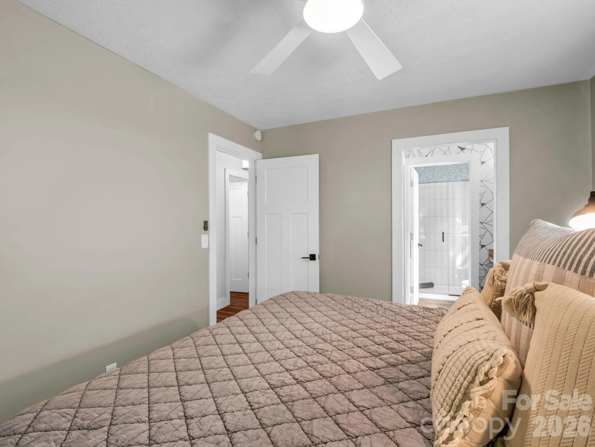 395 E Howard Street - Photo 29