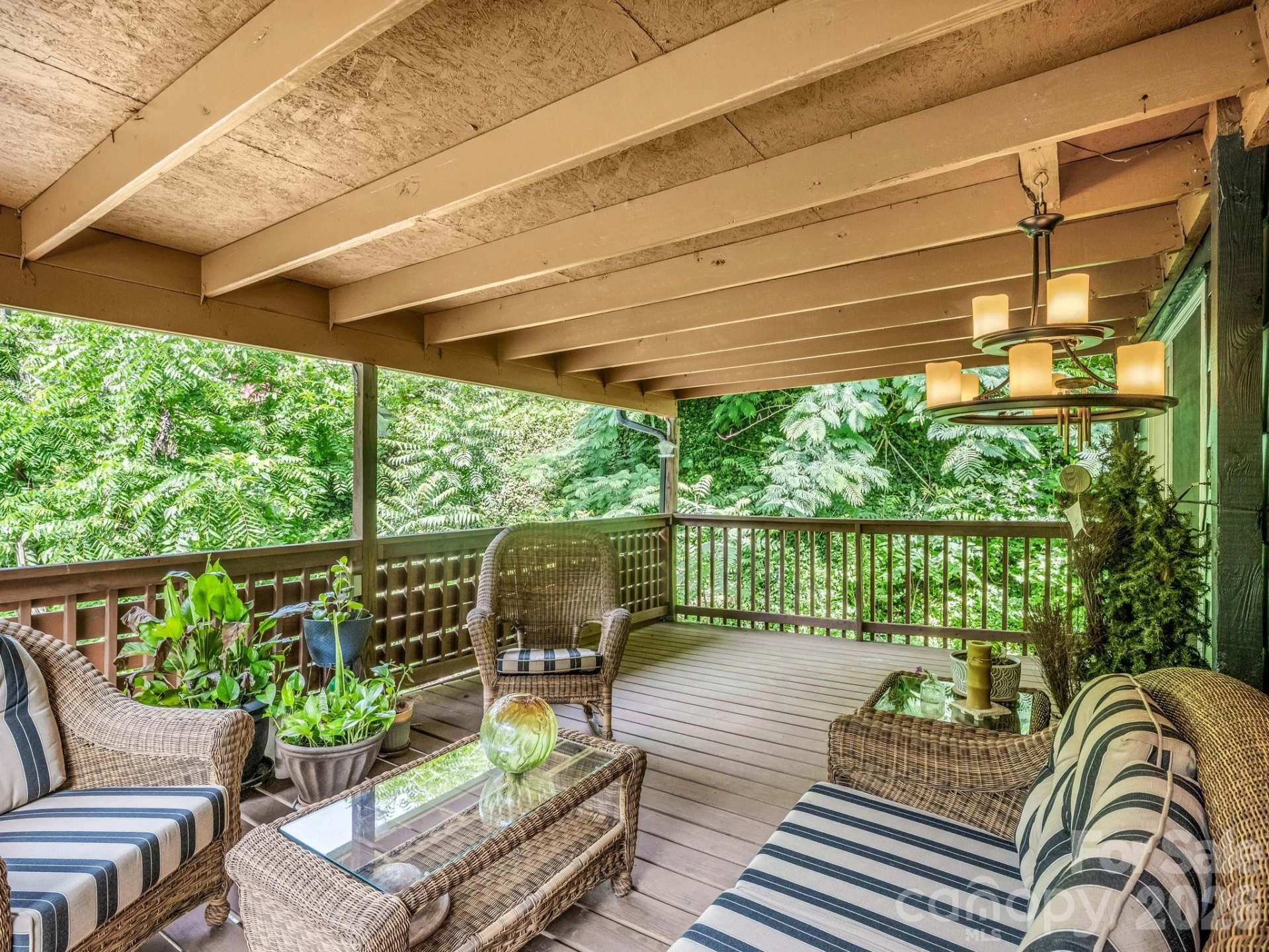 395 E Howard Street - Photo 35
