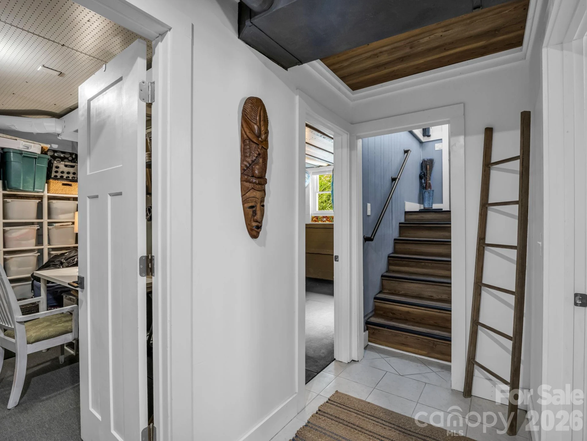 395 E Howard Street - Photo 37