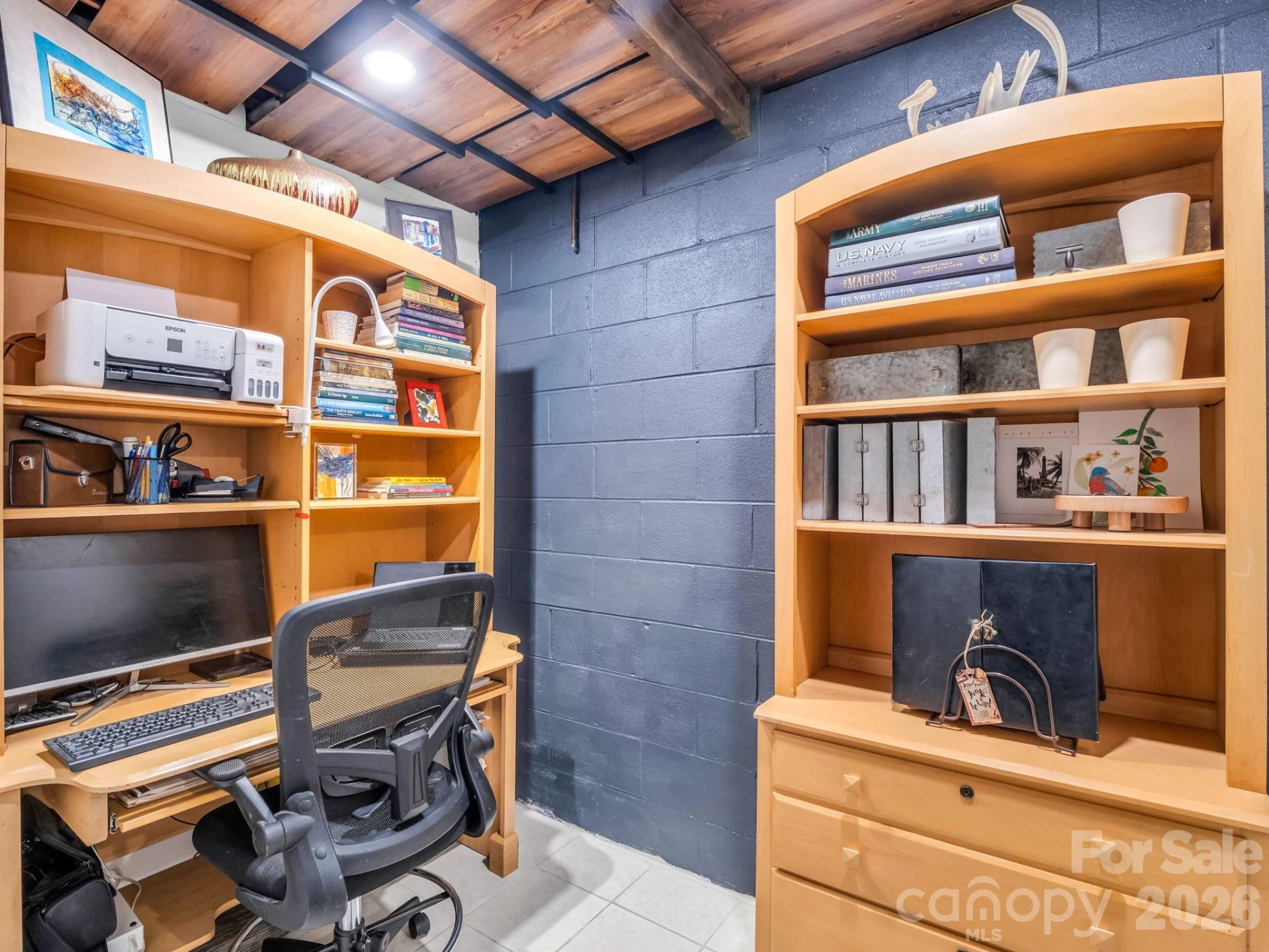 395 E Howard Street - Photo 41