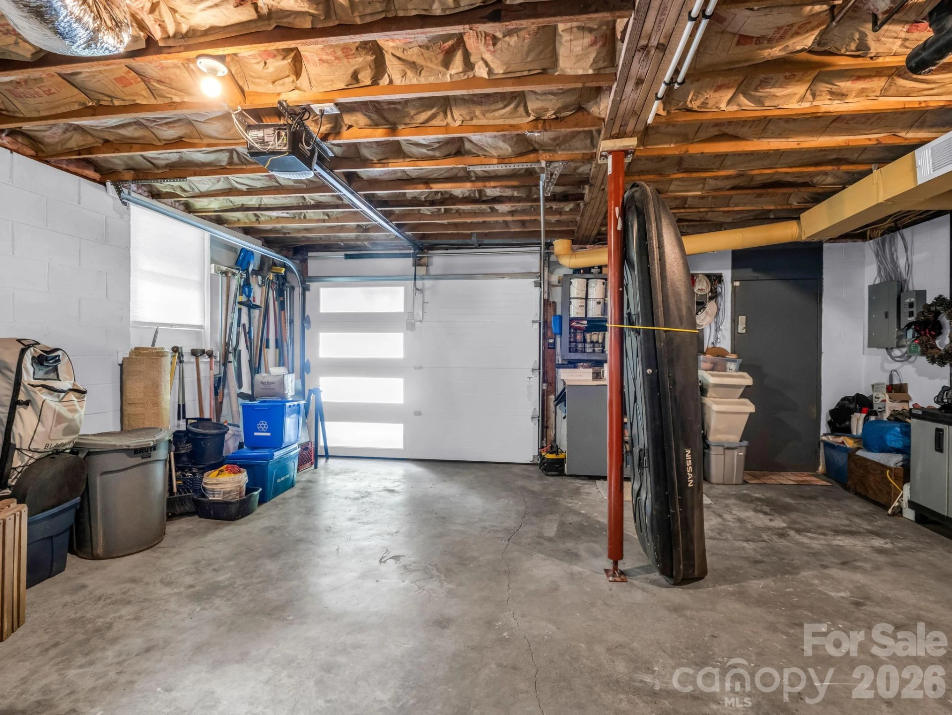 395 E Howard Street - Photo 44