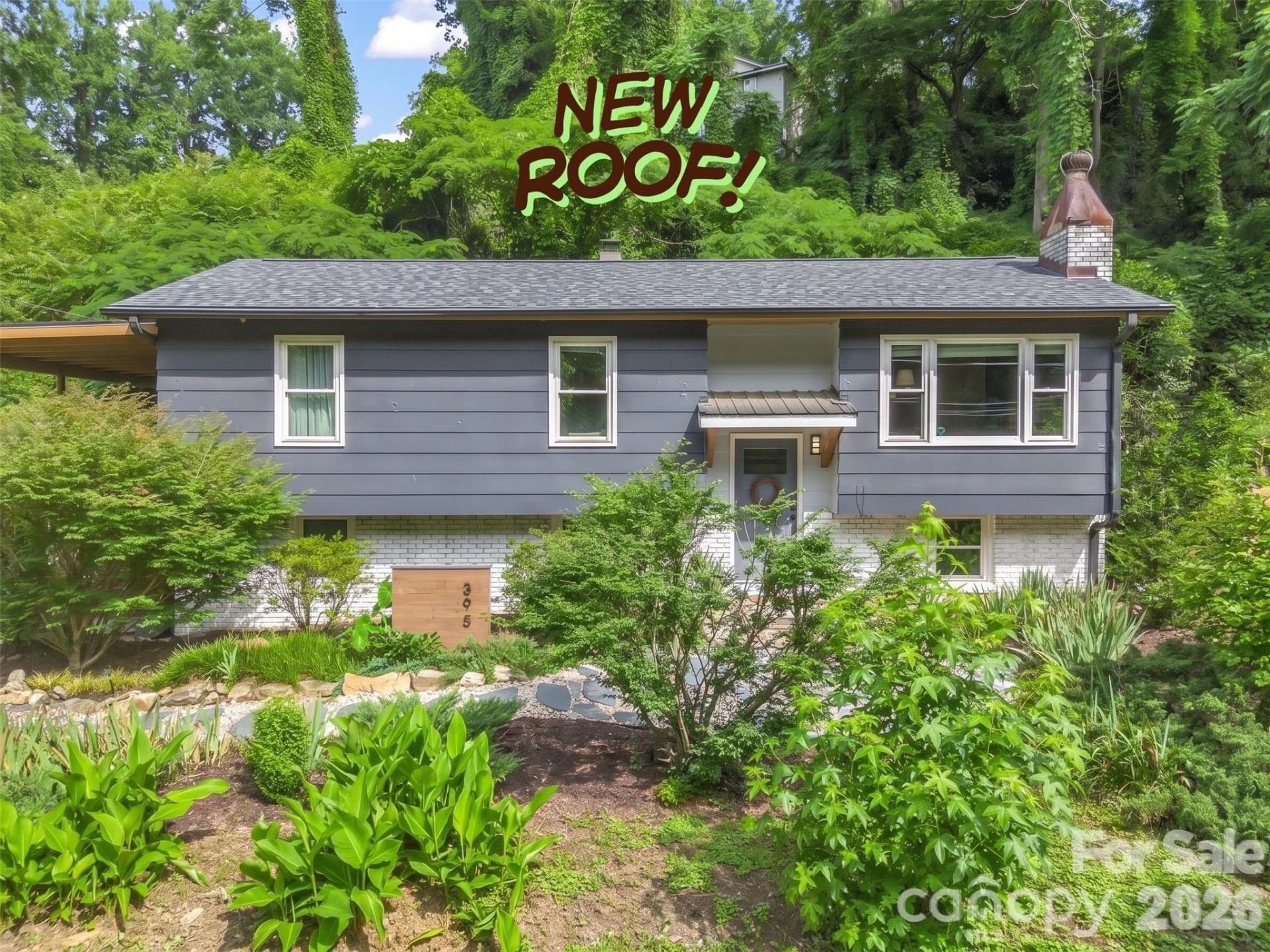 395 E Howard Street - Photo 2