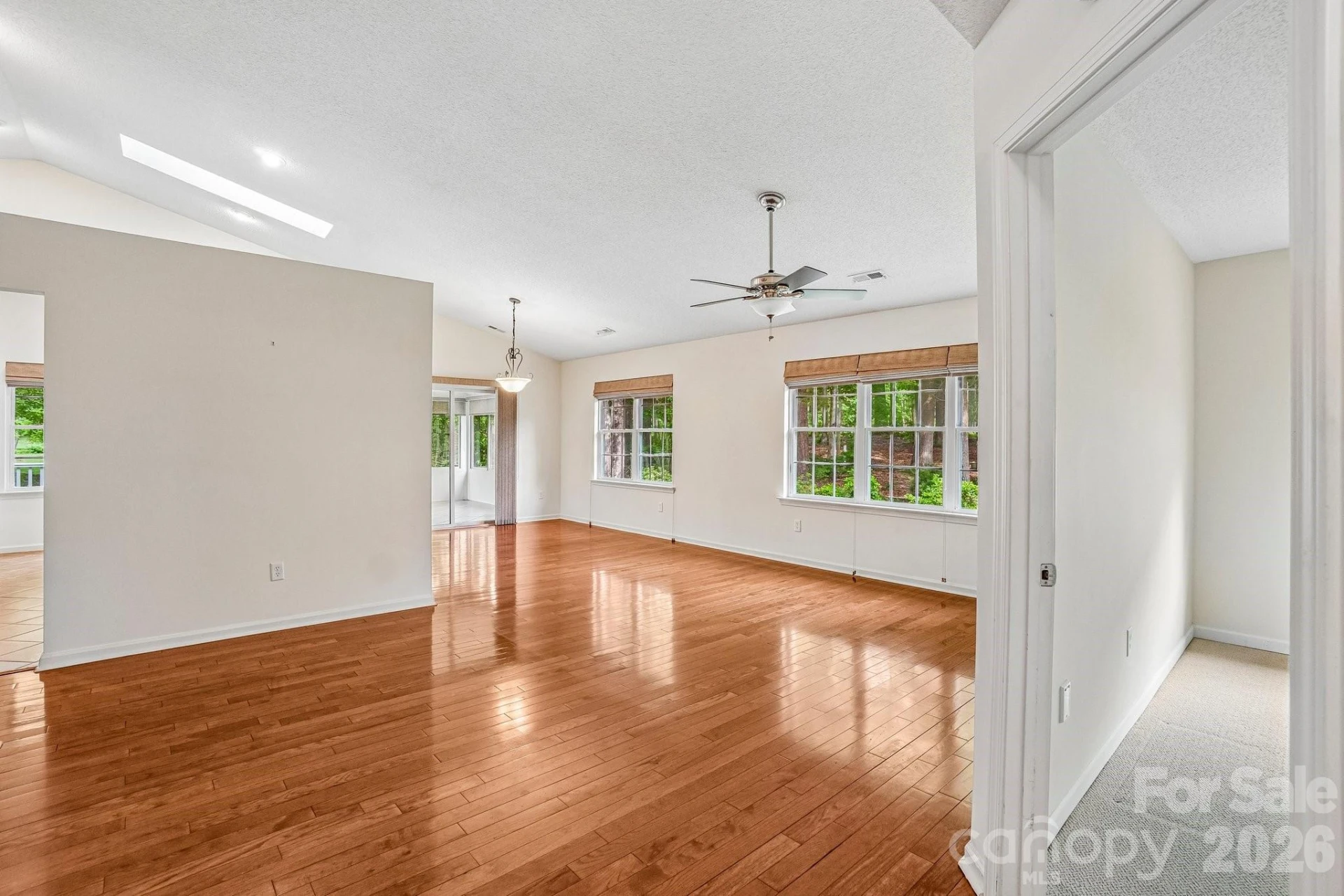 263 Fairway View Drive - Photo 4