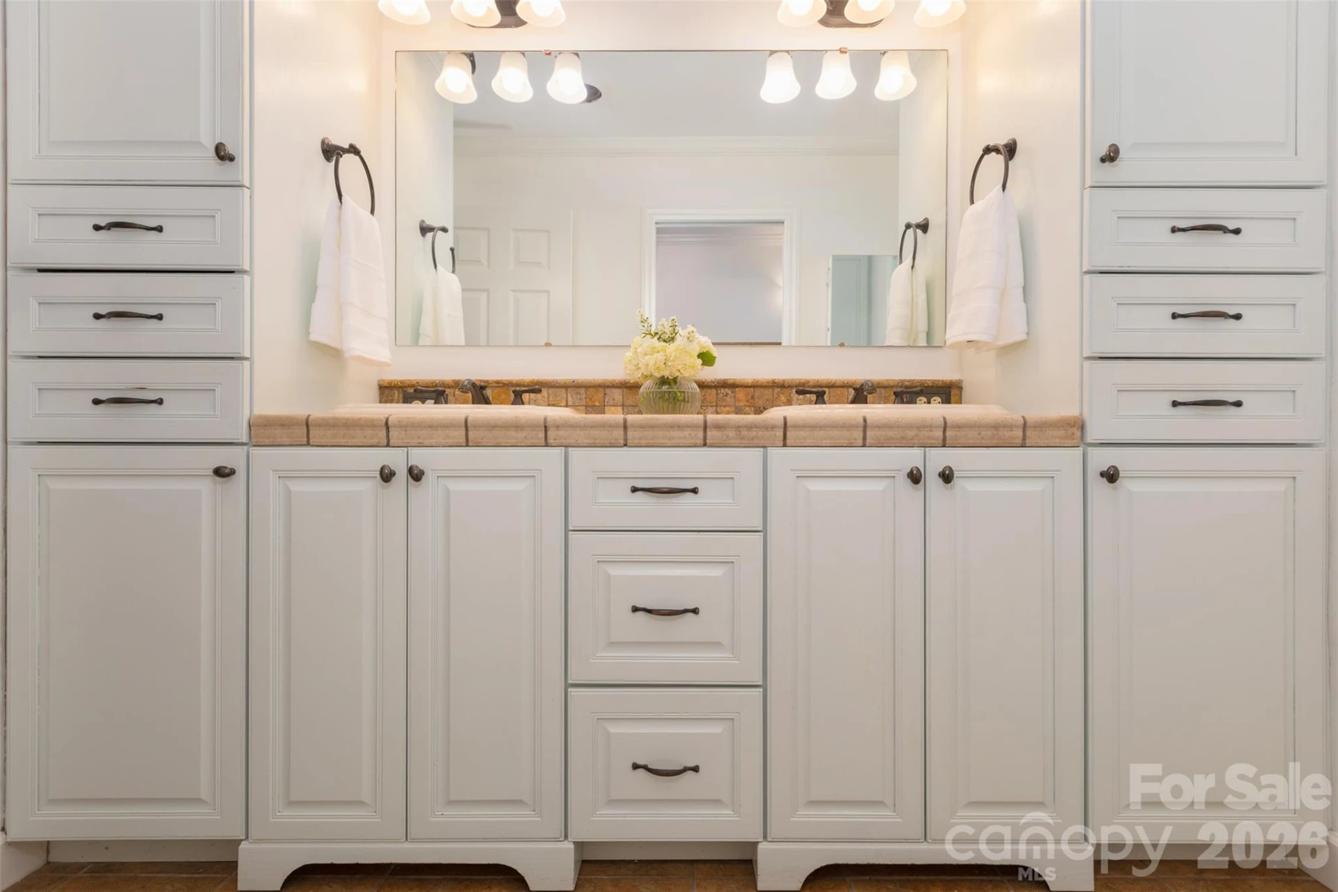 425 Sondley Woods Place - Photo 23
